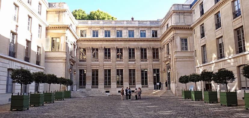 Le Ministère de l'éducation Nationale